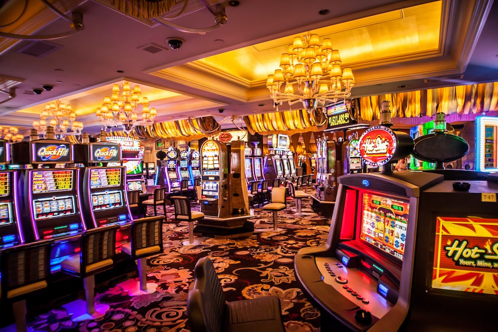 Menjelajahi Evolusi Mesin Slot: Dari Mekanik ke Digital